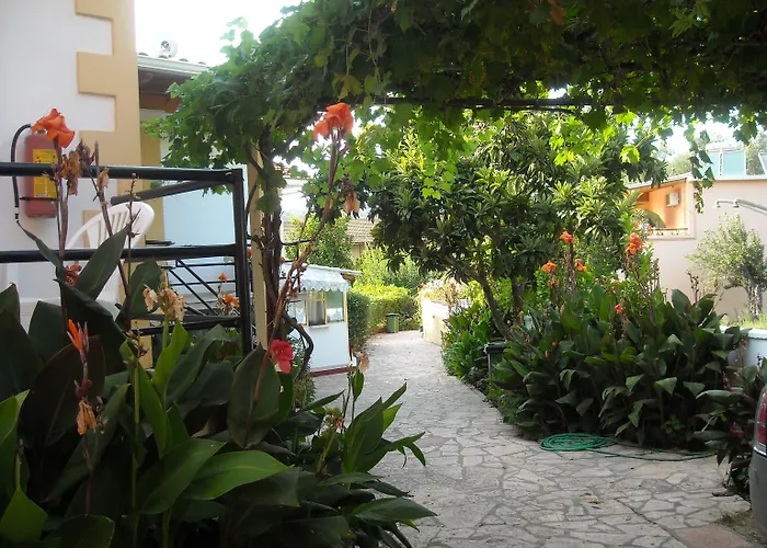 Kostas Appartement Agios Georgios Pagon