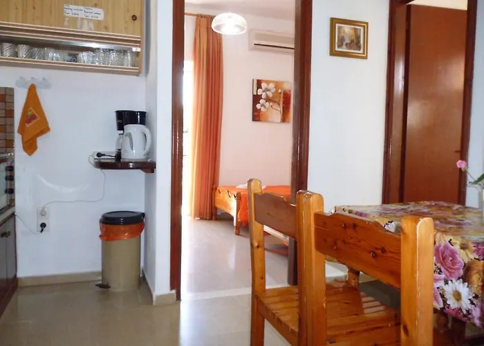 Kostas Appartement Agios Georgios Pagon