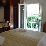 Kostas & 아기오스 게오르기오스 파곤