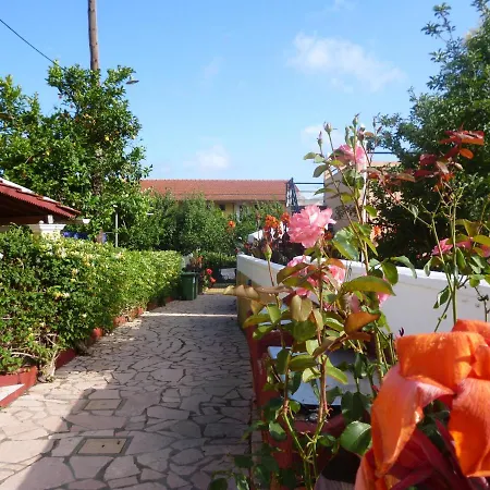 Kostas Apartments&studios