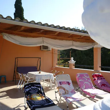 Kostas Apartments&studios Apartamento *