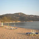 Kostas Lejlighed Agios Georgios Pagon