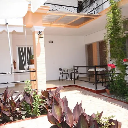 Appartamento Kostas & *