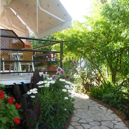 Appartamento Kostas & *