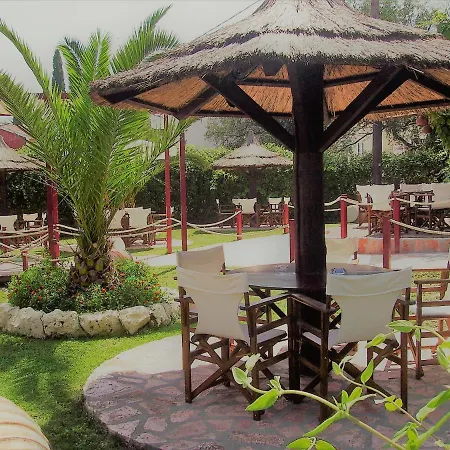 Kostas & آغيوس غيوريوس باغون